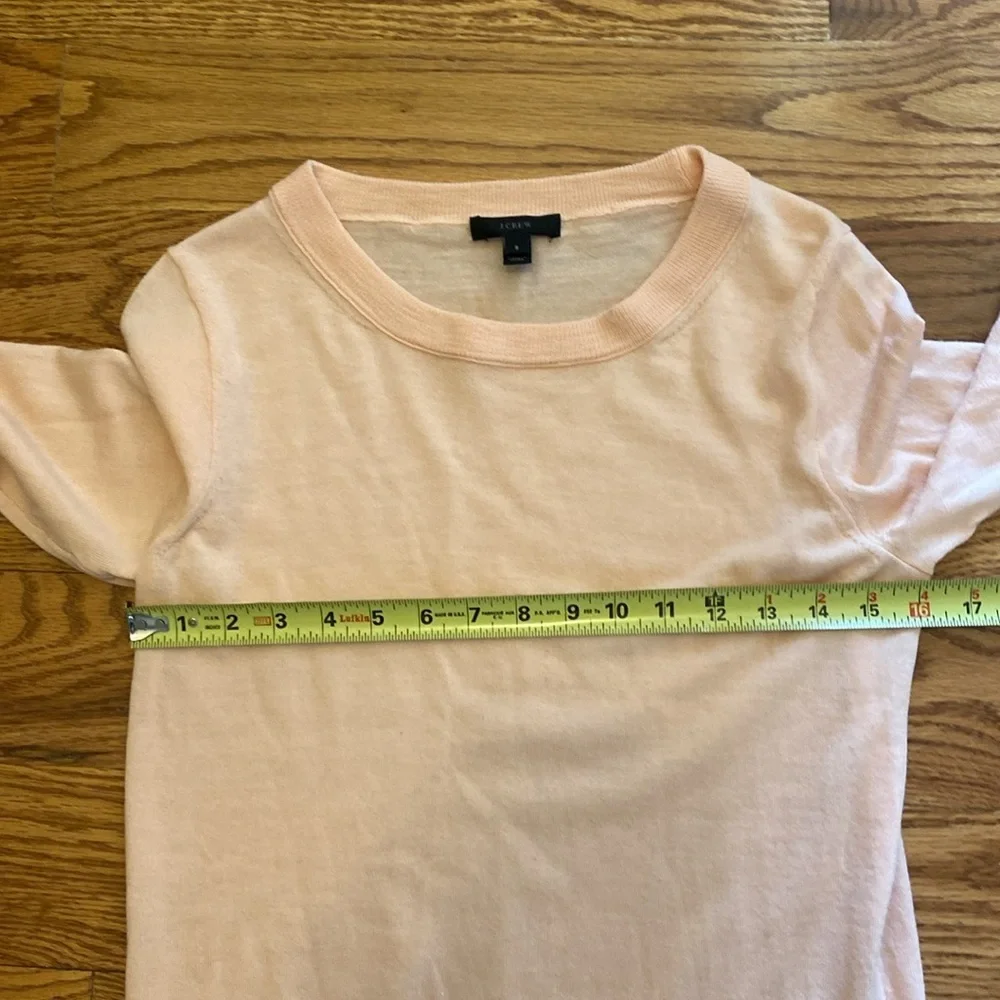 J. Crew Apricot Knit Lightweight Sweater. 100% merino wool. Size S.